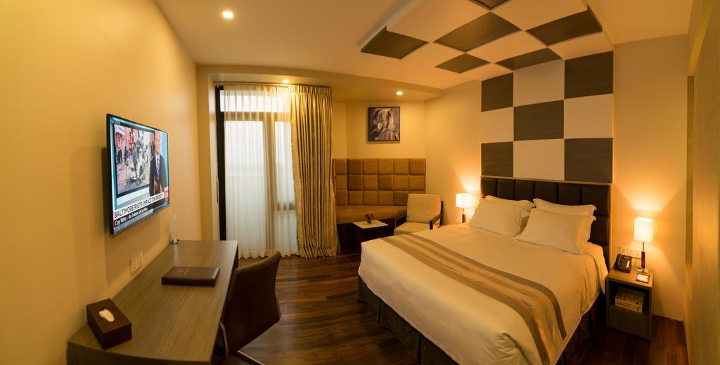 Hotel Parami Янгон Екстериор снимка