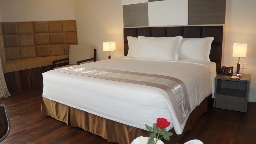 Hotel Parami Янгон Екстериор снимка