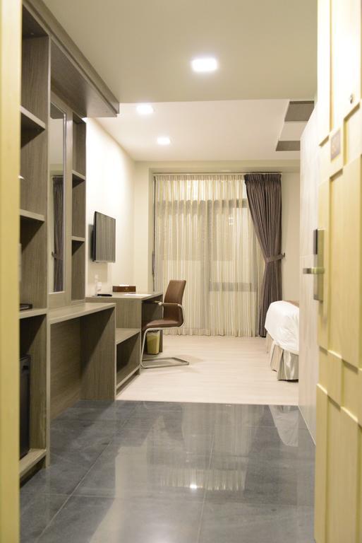 Hotel Parami Янгон Екстериор снимка