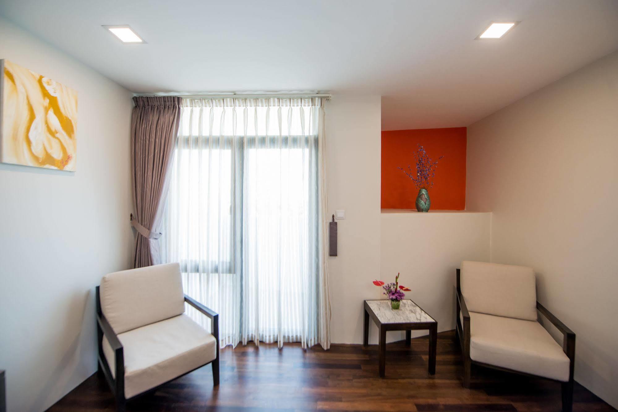Hotel Parami Янгон Екстериор снимка